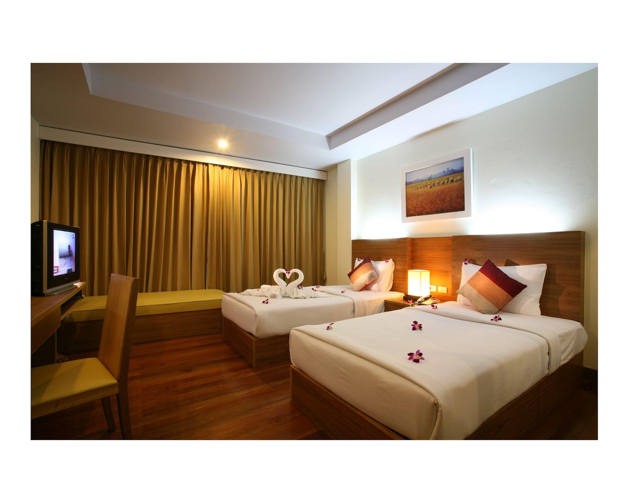 Baan Saikao Plaza Hotel & Service Apartment Koh Chang Exterior foto